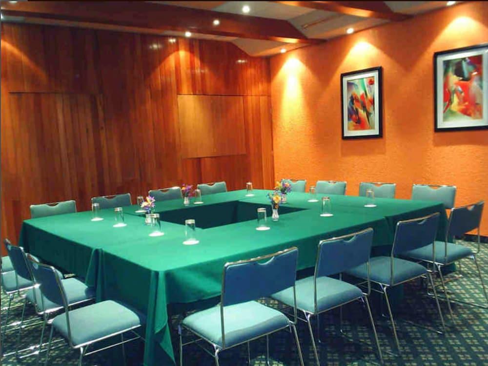 Segovia Regency Hotel Mexico-stad Buitenkant foto